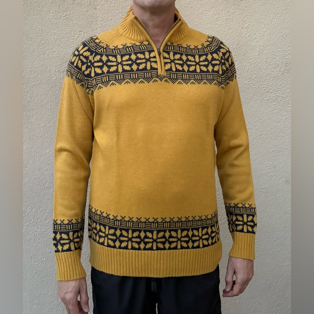 Men's Mustard and Navy Blue Patterned Zip Up Wool Sweater like new!